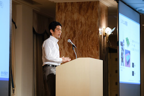 写真：株式会社エクスビジョン 羽原事業部長による講演