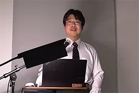 写真：(株)ニコン 岡田課長による講演